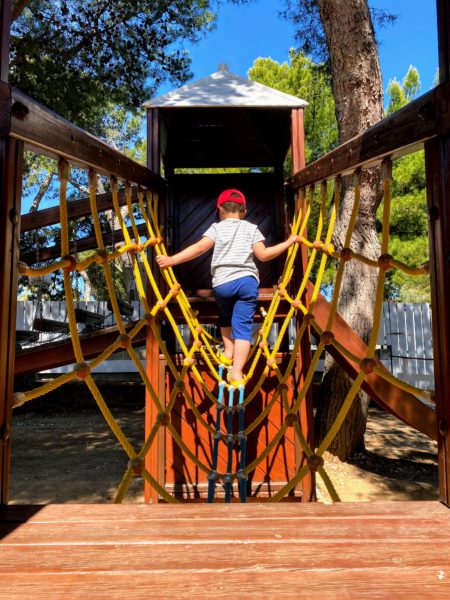 parco giochi in villaggio a vieste
